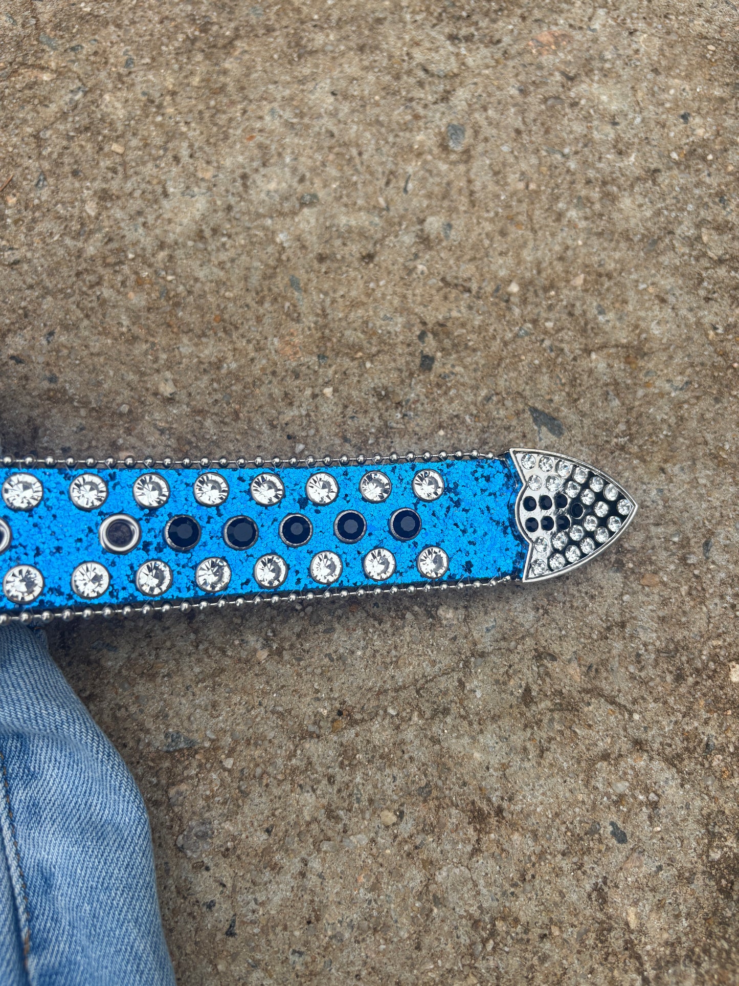 rhinestone belt (blue)